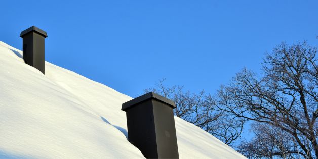 Roof Maintenance: Clear Snow and Ice